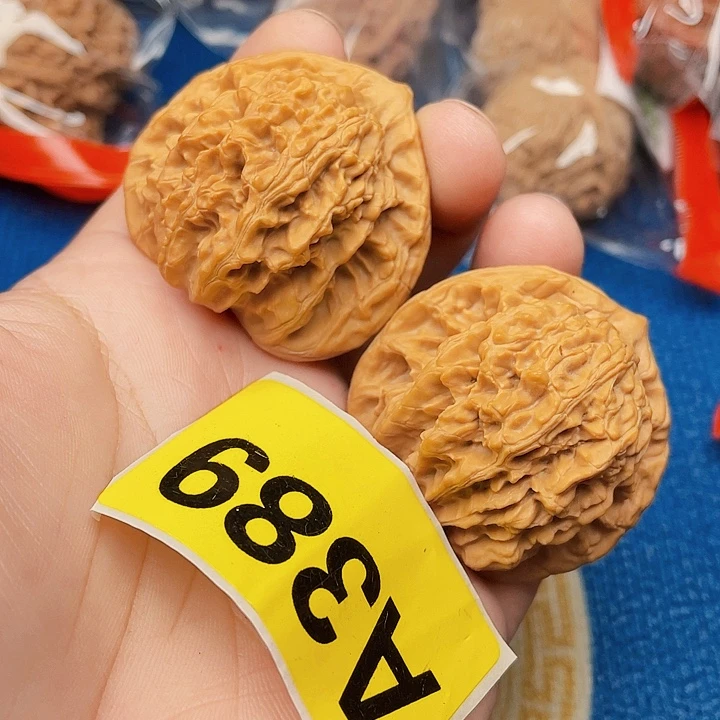 吊坠文玩核桃核桃