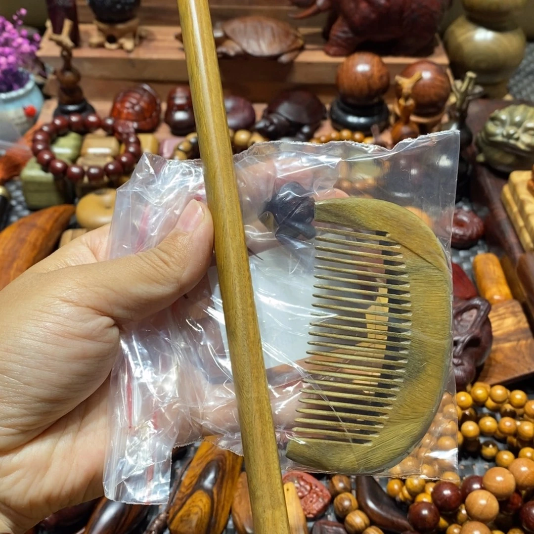 团***赚木绿檀木和小叶紫檀