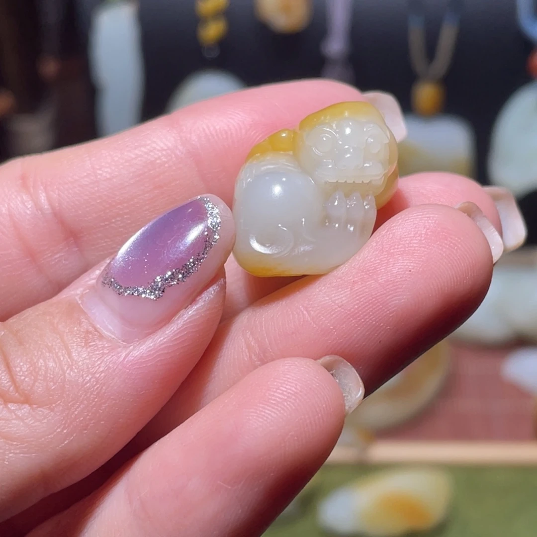 泰***斗和田玉（子料）未镶嵌挂件