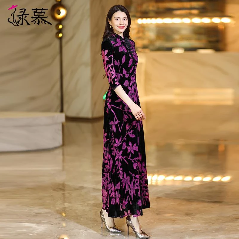 高级感气质优雅连衣裙2025春装新款国风收腰显瘦洋气减龄长裙