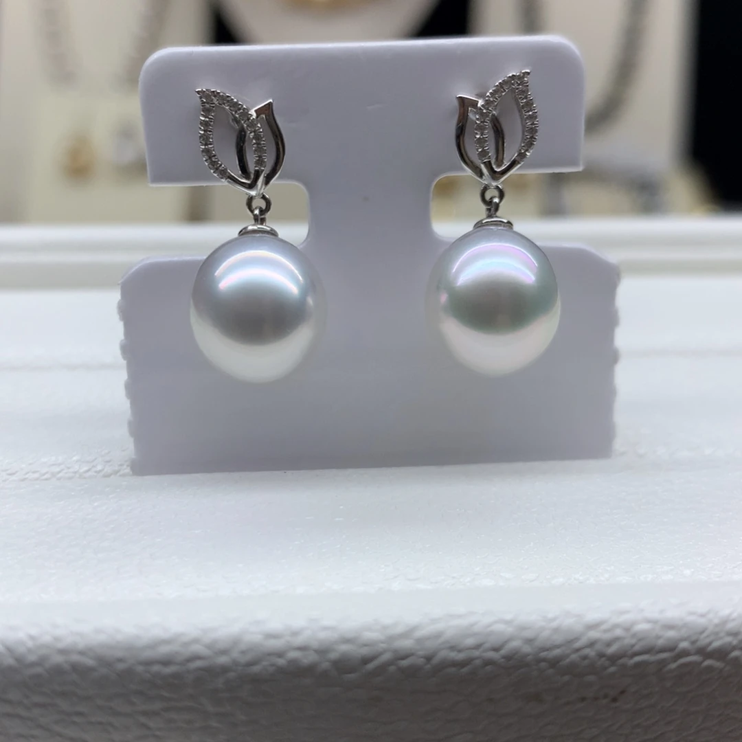 耳饰海水珍珠18K金镶嵌10.2mm澳白耳坠