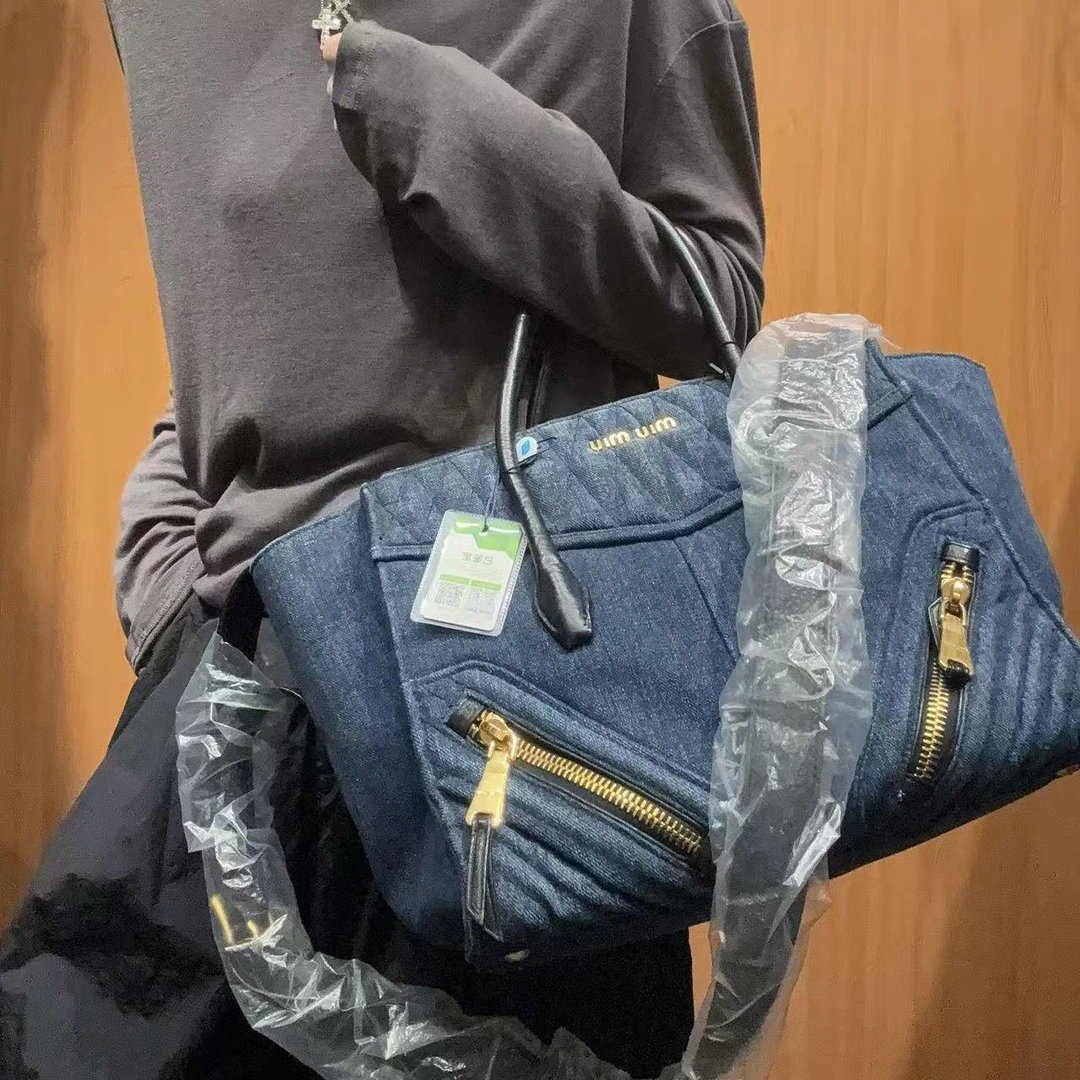 95新 MIU MIU/缪缪 【福利】【蕾】 80 0949 丹宁托特包