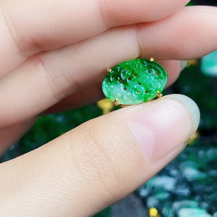 翡翠银S925镶嵌颈饰多样性