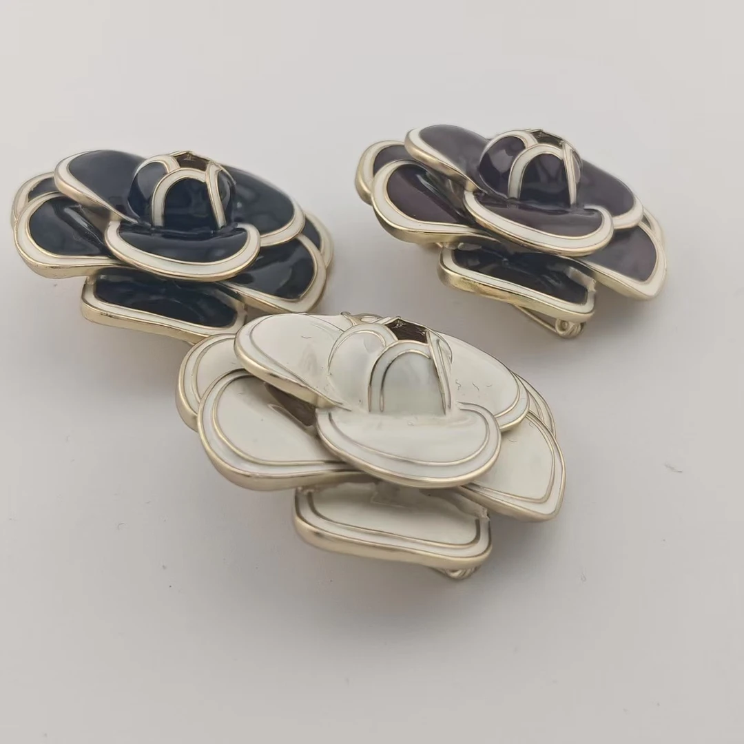 铜合金胸针  VTGViVi饰品/中古饰品/时尚复古百搭款/L52/中古胸针