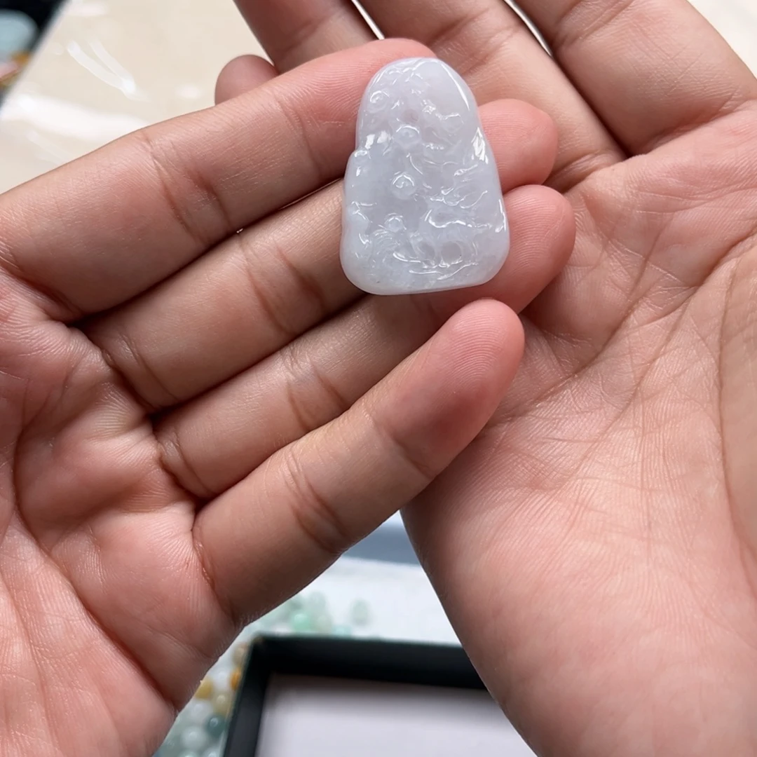颈饰未镶嵌翡翠天然翡翠A货
