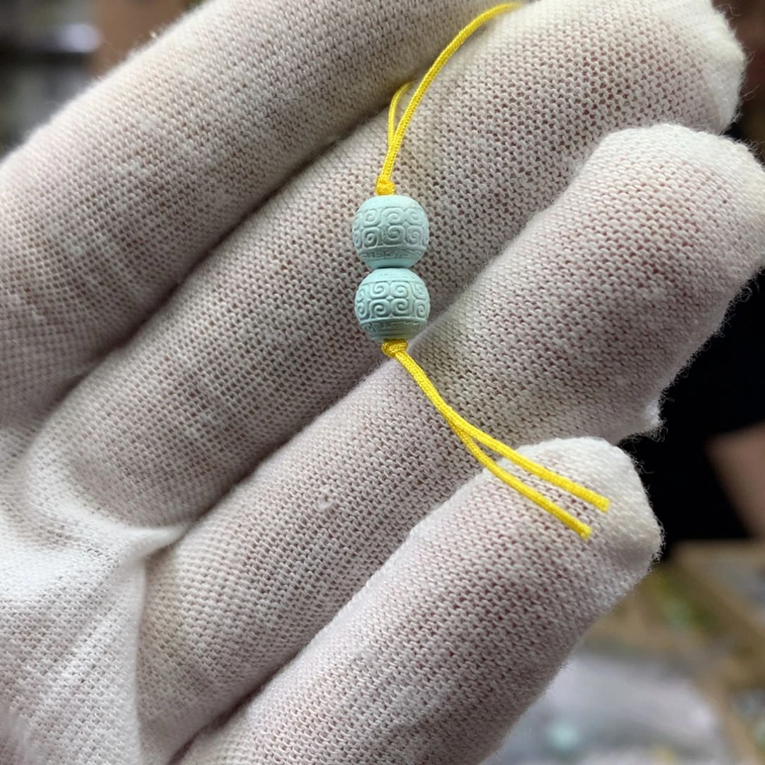 绿松石未镶嵌挂件