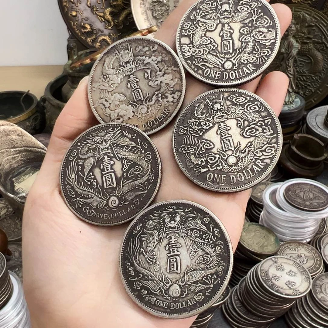 金属复古风格摆件