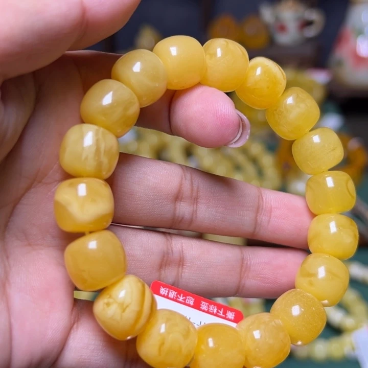 未镶嵌琥珀珠宝奇石