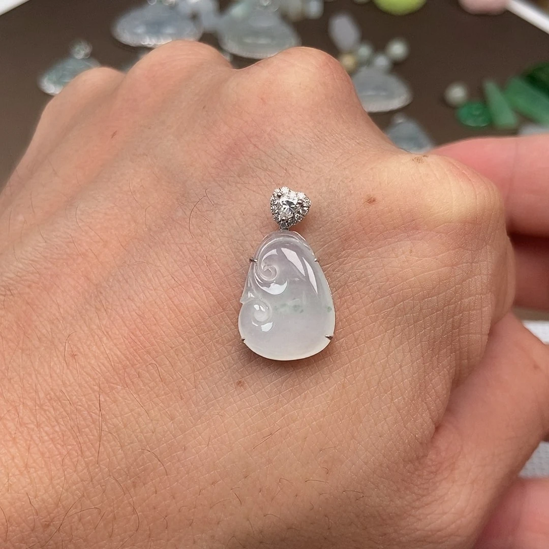 翡翠18K金镶嵌吊坠(不含链)如意