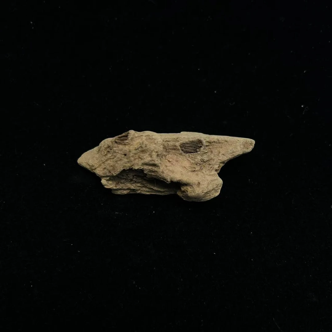 A6342 越南芽庄沉香红土9分沉香料 7.66x3.54x2.84cm 7.73g