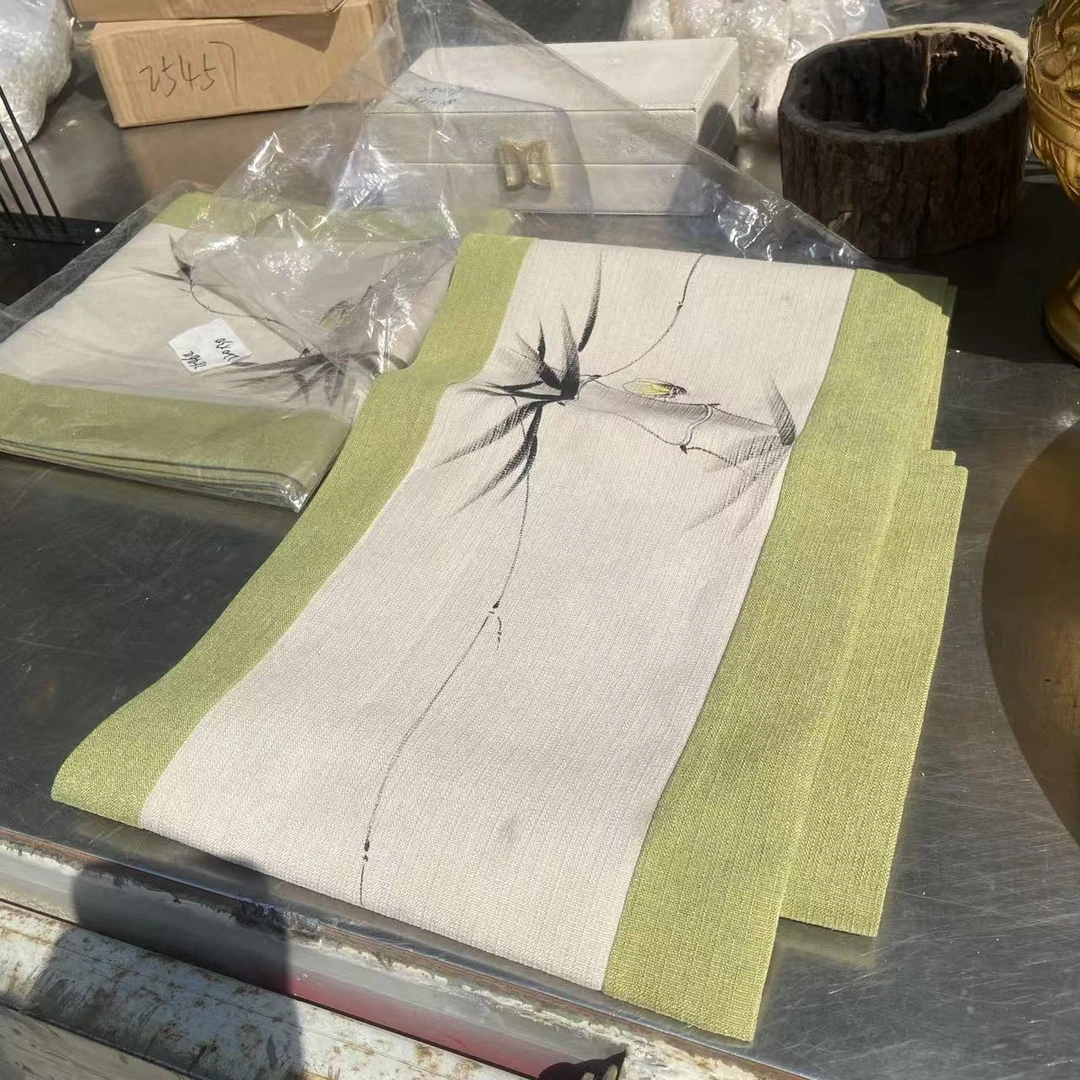 尾货  饰品   微瑕   25464  桌旗  220*30