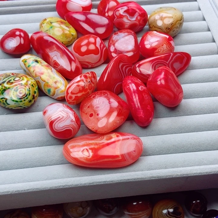 山***河未镶嵌玛瑙/玉髓珠宝奇石