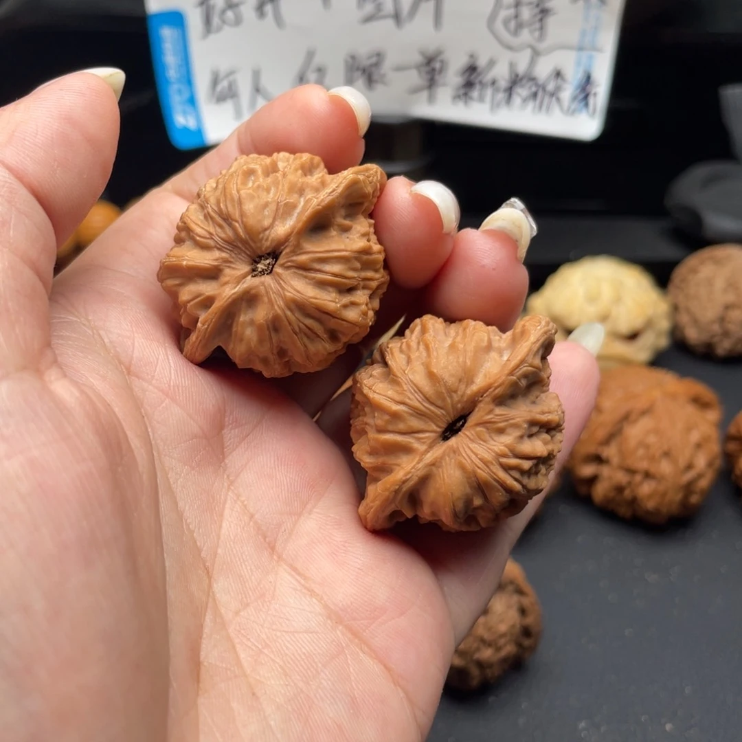 G***6文玩核桃手串公子帽