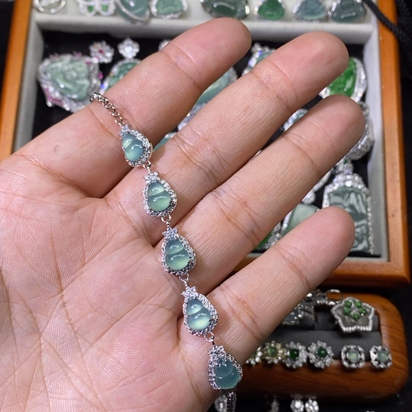 【闪购商品】翡翠颈饰未镶嵌天然