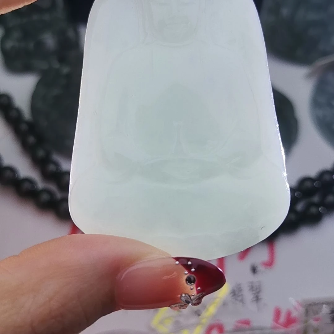 翡翠颈饰未镶嵌天然的A货翡翠多样性发货