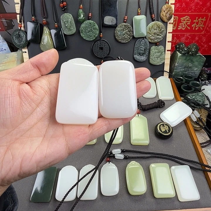 M***梁玉白四六四七无事牌