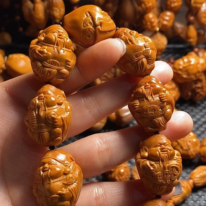 吊坠橄榄核八大财神