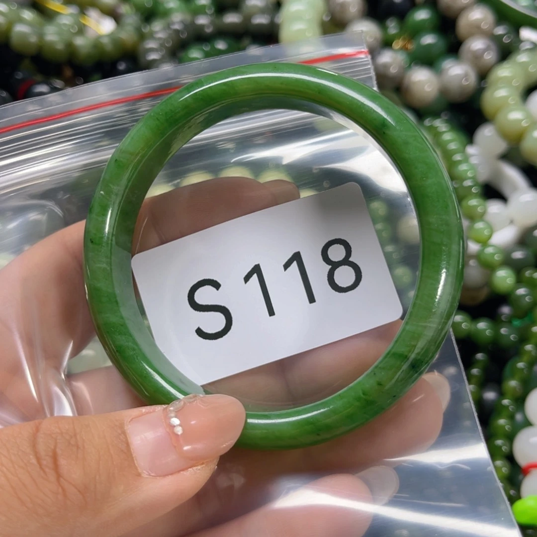 未镶嵌手链和田玉56