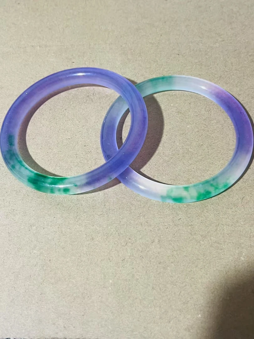 高冰飘花飘绿手镯【拍下备注圈口，多样性发其一】522251