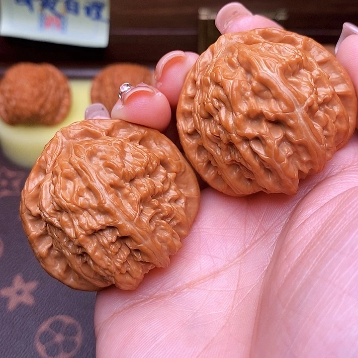 把件核桃白狮子42