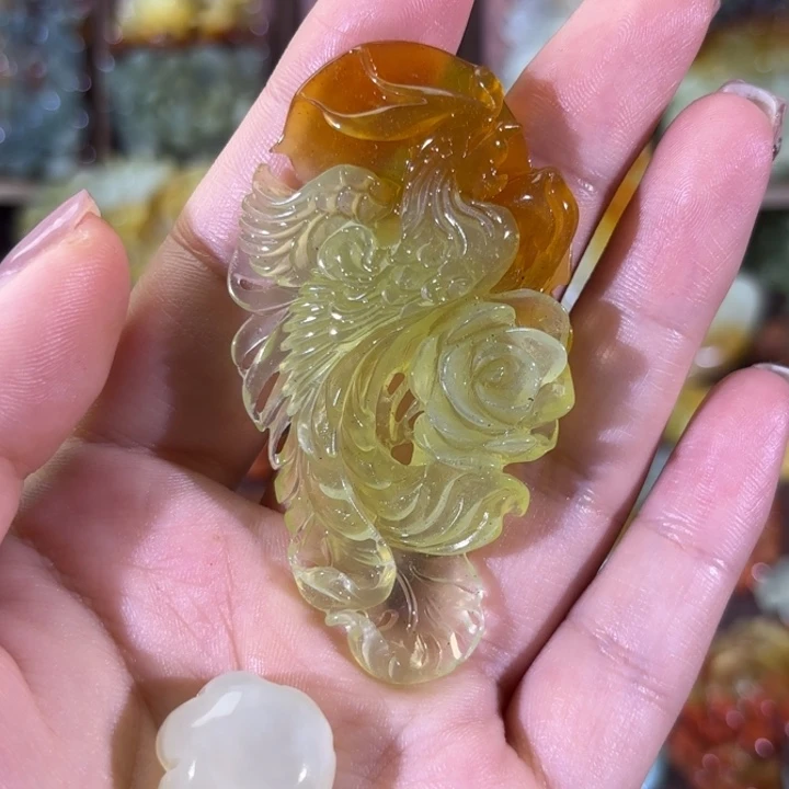 未镶嵌蛇纹石玉颈饰温***暗随机发