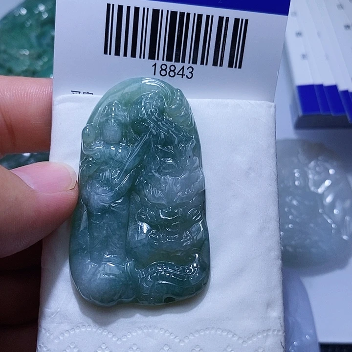 颈饰未镶嵌翡翠天光墟翡翠市场现金代购