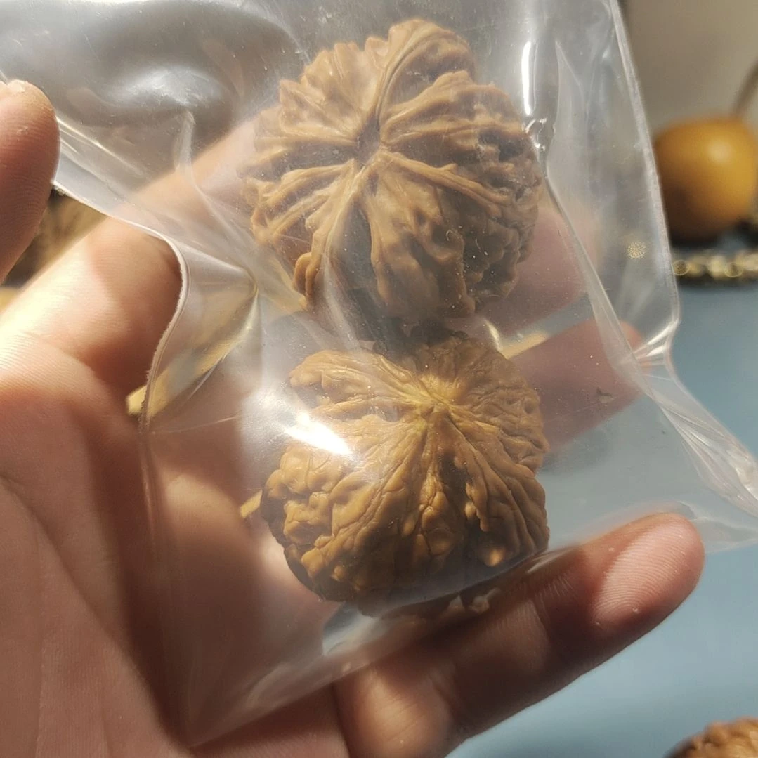 东***蒙文玩核桃吊坠文玩核桃夜明珠