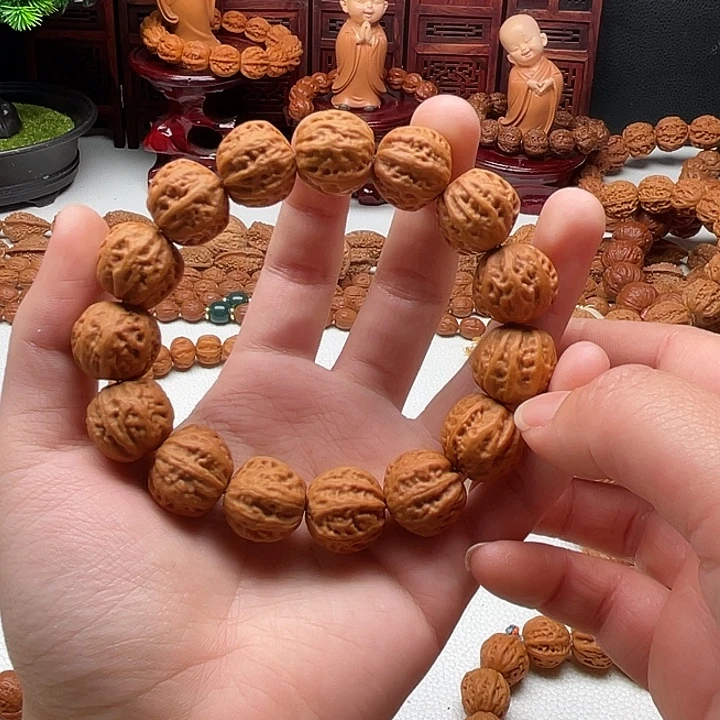 @***j手串桃核西瓜楞小秋子