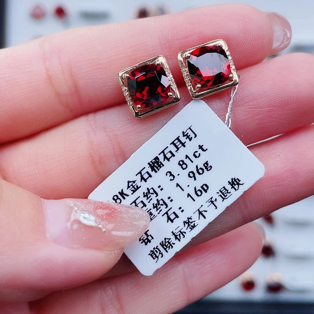 石榴石耳饰18K金镶嵌