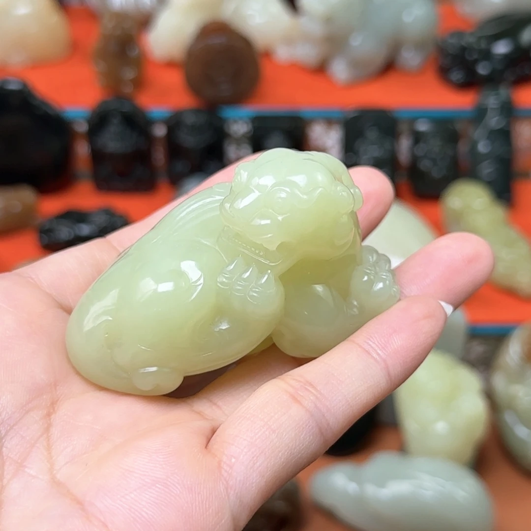 未镶嵌和田玉（糖玉）把件