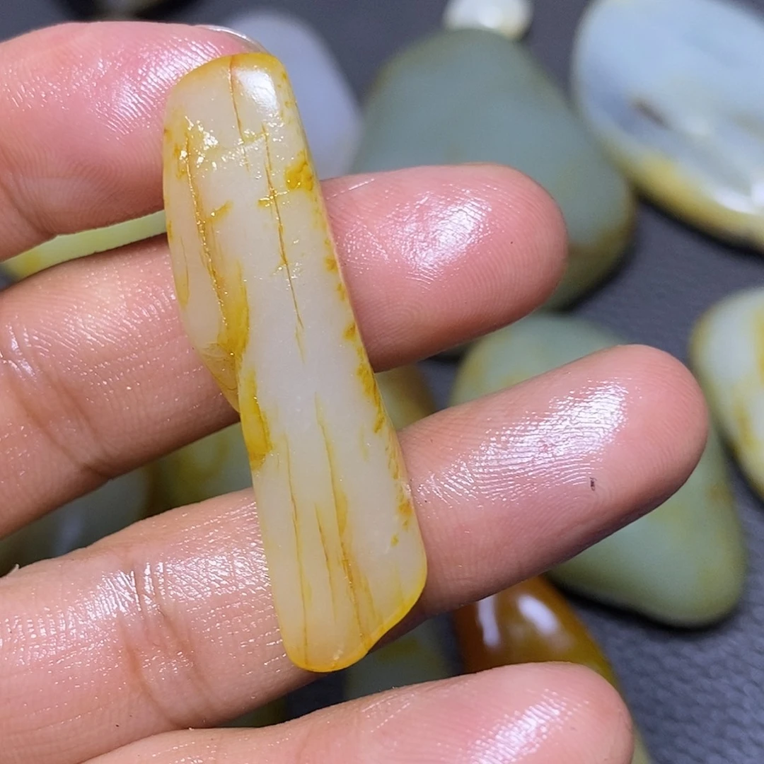 未镶嵌和田玉挂件