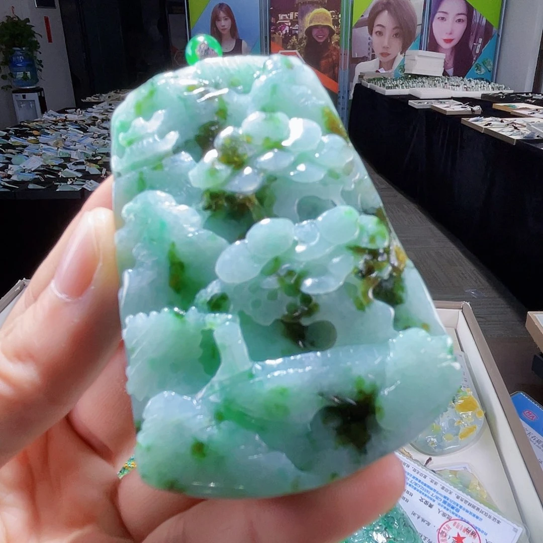 颈饰未镶嵌翡翠一