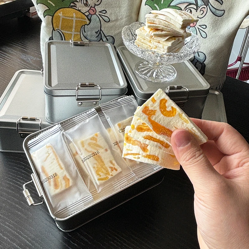 福建传统特色糕点坚果奶酥芒果奶糕怀旧复古8090大铁盒装