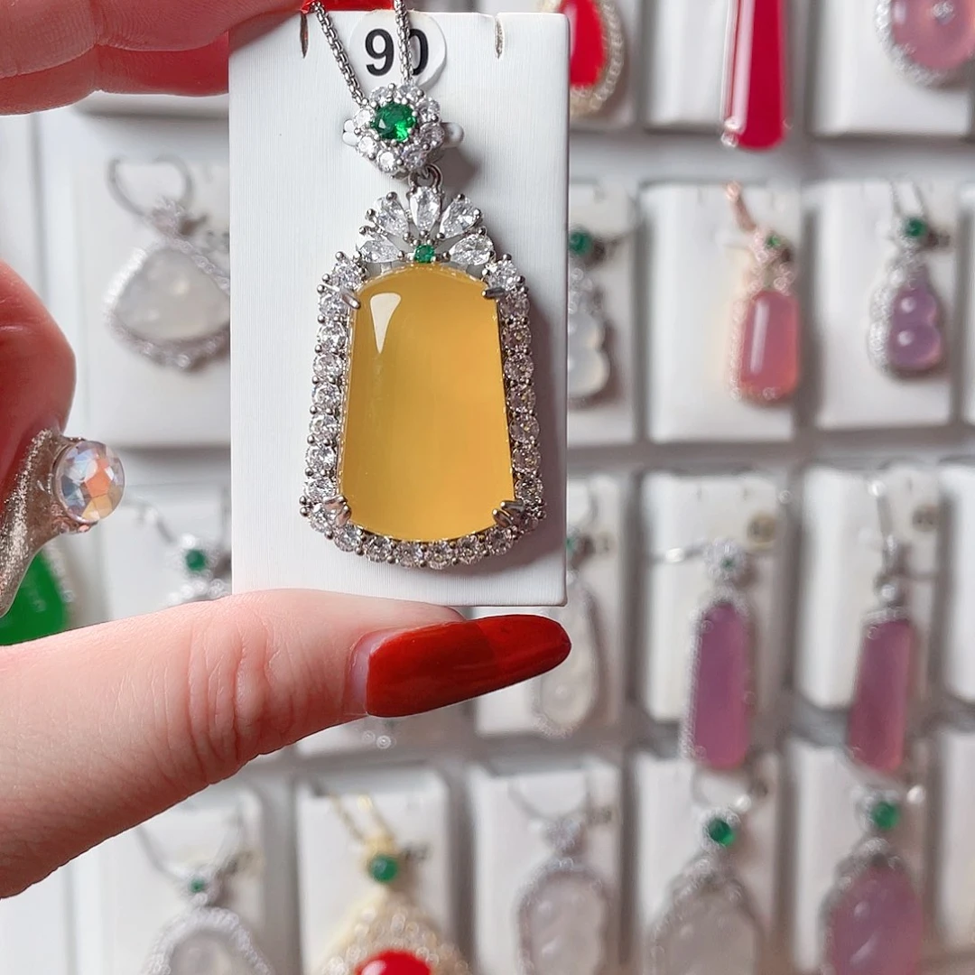 玛瑙/玉髓吊坠(赠链)未镶嵌