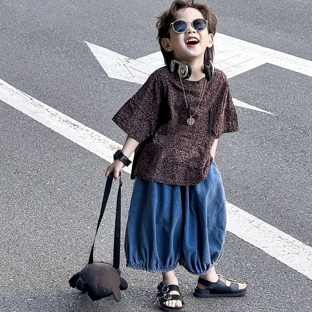 韩国童装2025夏季男女童复古森系豹纹圆领短袖T恤防蚊牛仔裤套装