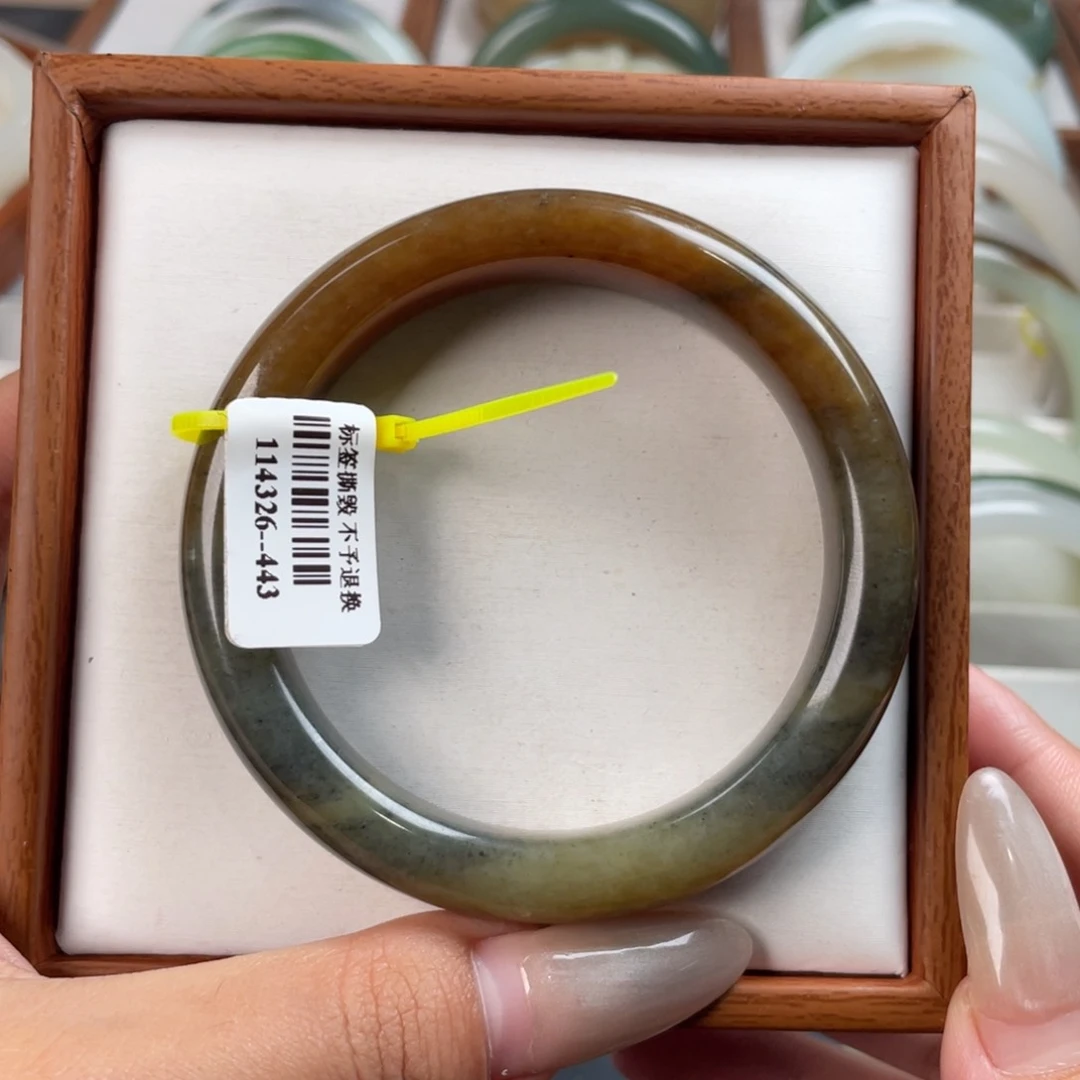 【闪购商品】和田玉手镯未镶嵌96 56:57