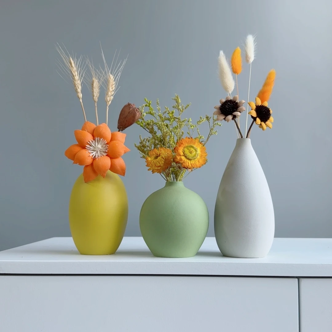 摆件陶瓷小花瓶摆件含花总高约20-30cm