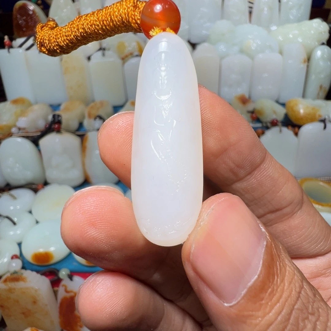 旺***哥和田玉未镶嵌吊坠(不含链)