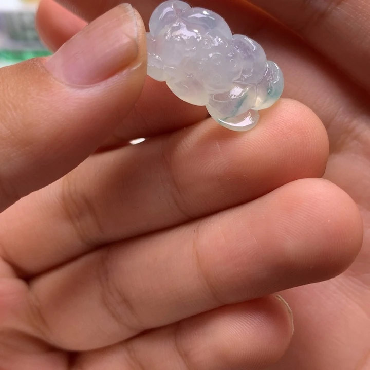 定制翡翠未镶嵌莲花