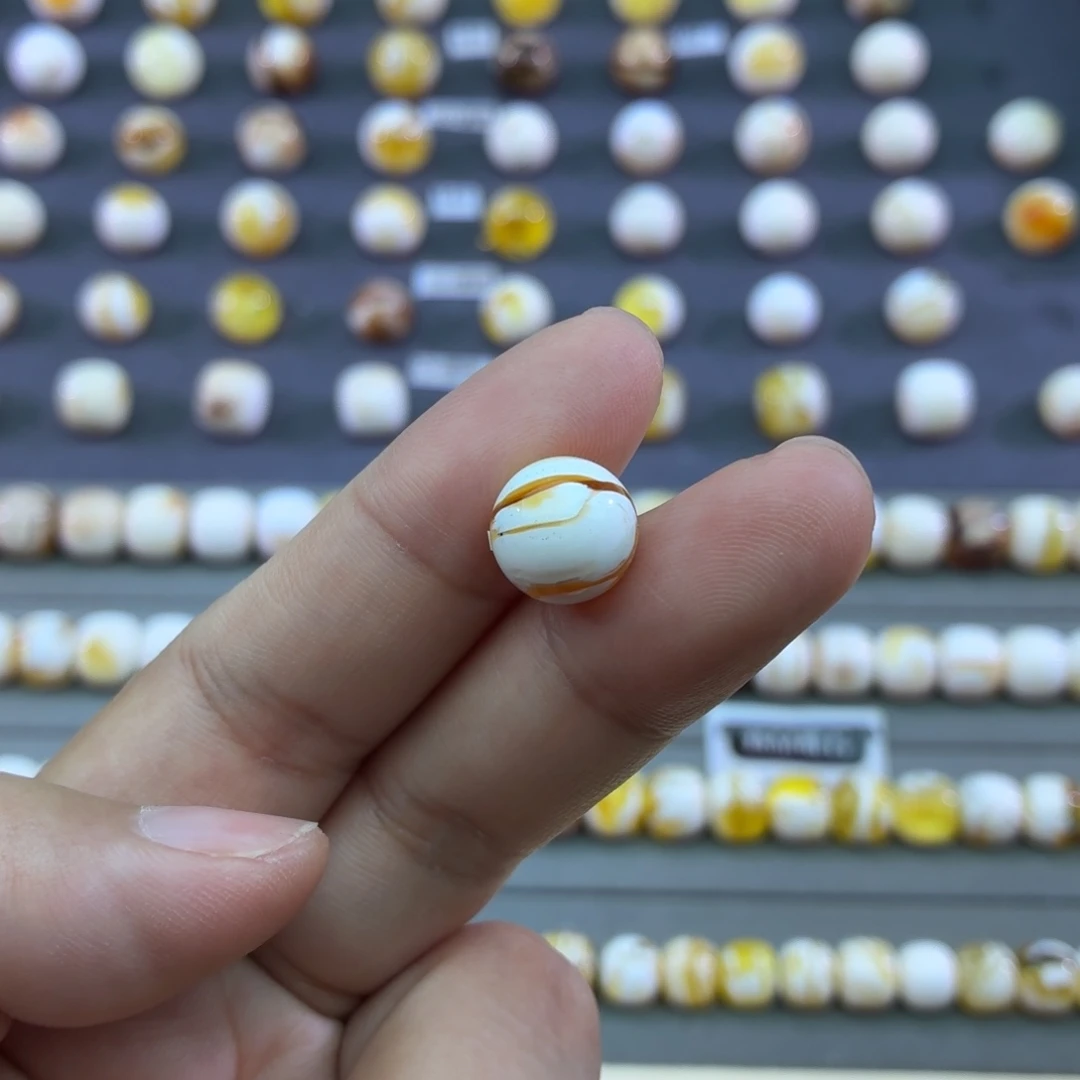 琥珀未镶嵌裸石11拉丝圆珠