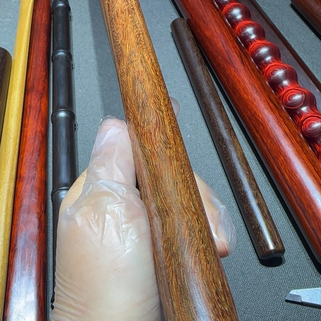 用***3直径2.5长90厘米左右