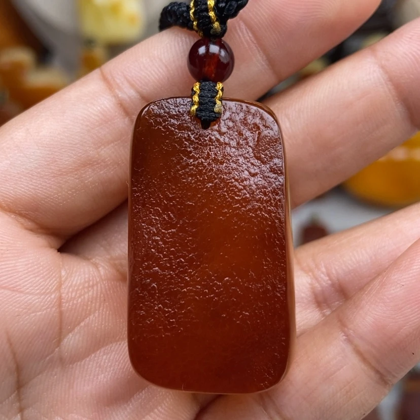 【闪购商品】琥珀颈饰未镶嵌
