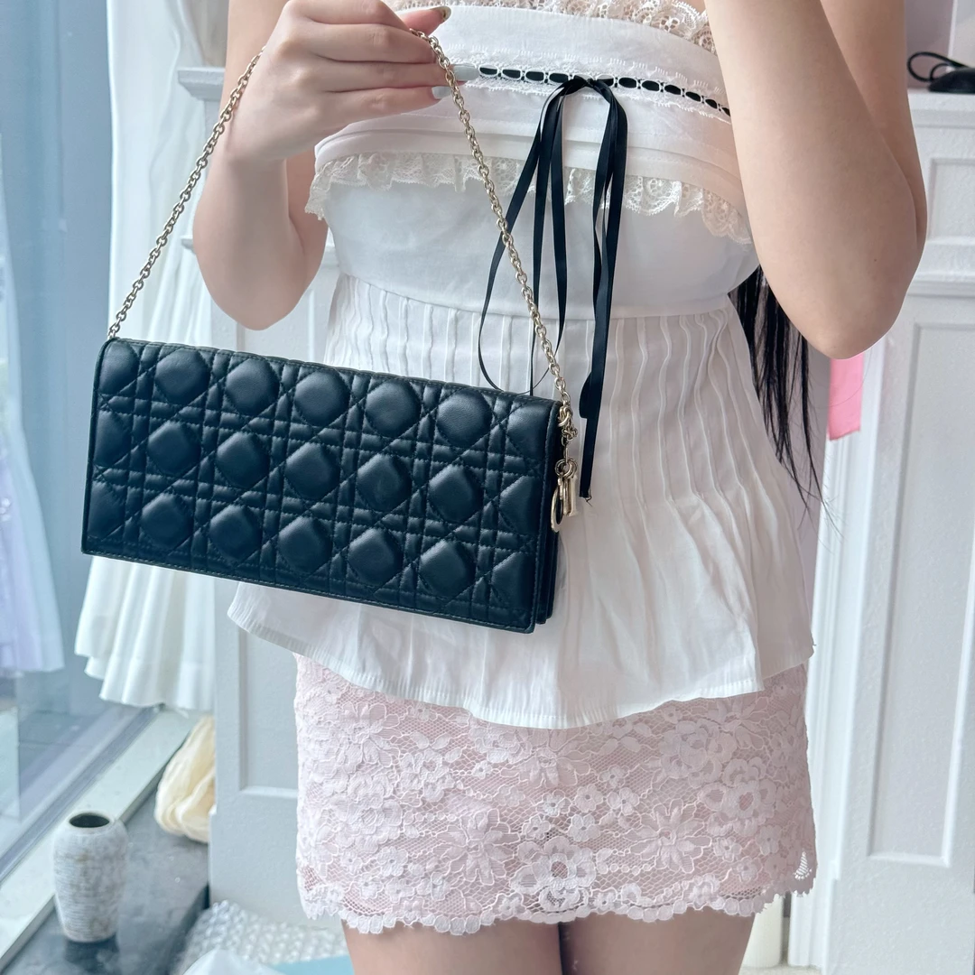 95新 DIOR/迪奥 95新dior黑色七格woc斜挎包