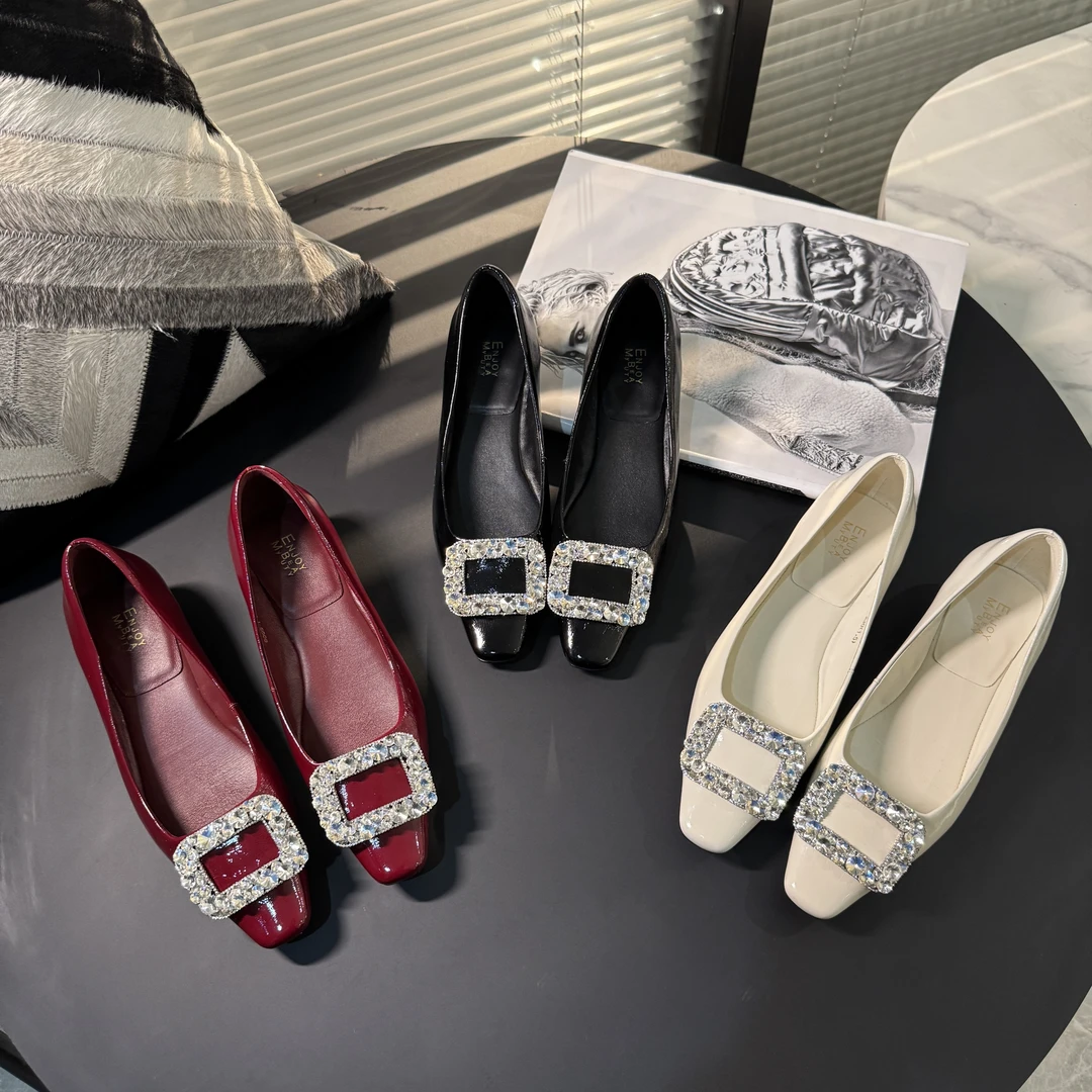 【老罗专属】EM2025春夏女鞋日系单鞋软底瓢鞋粗跟浅口水钻E25AP045