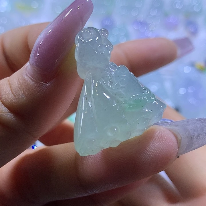 翡翠未镶嵌颈饰天然翡翠A货吊坠