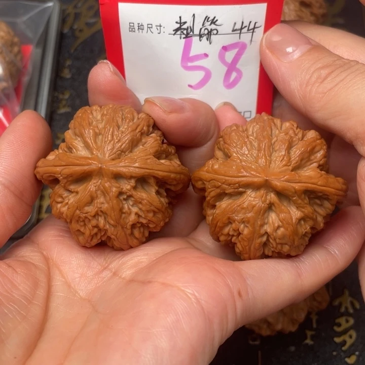 吊坠桃核文玩的好