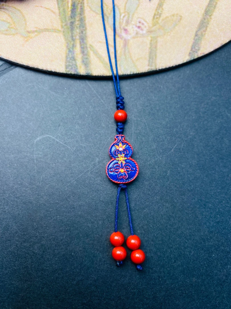 含辰砂工艺品高含量精品彩绘六字真言朱砂红砂手机挂件