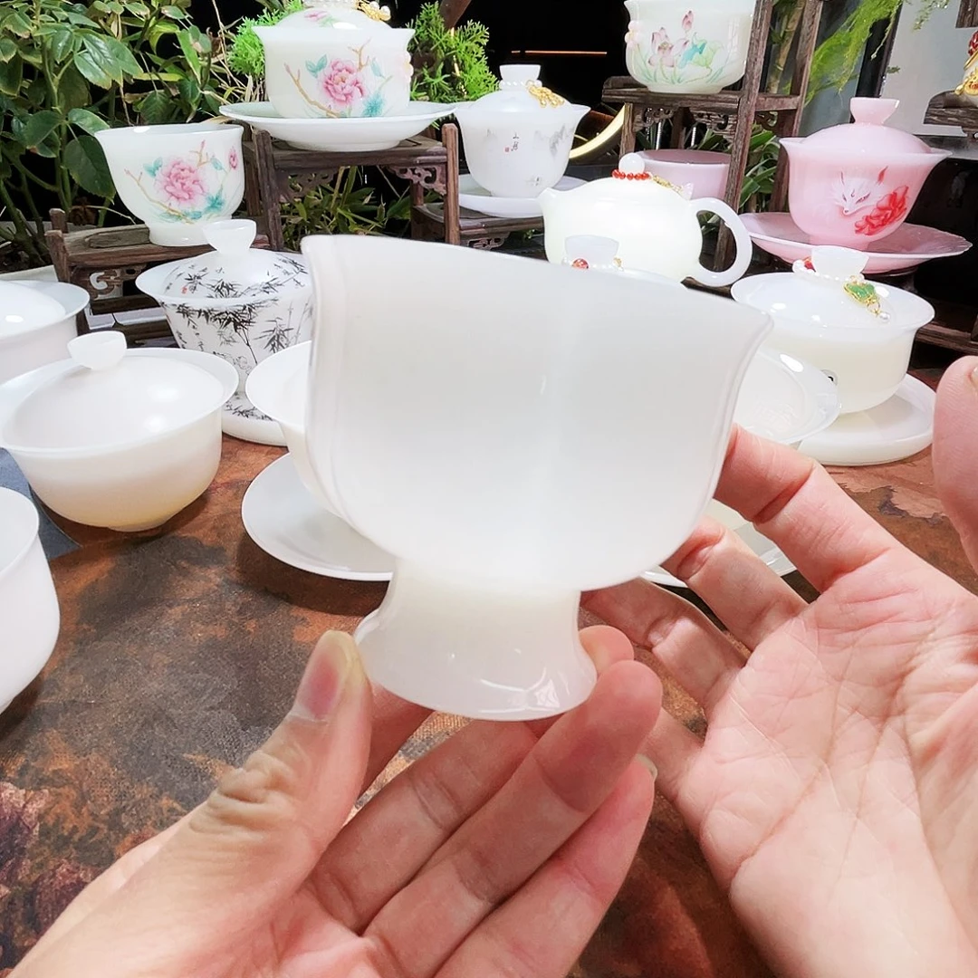 冰晶璞玉釉烧高足花口杯80ml