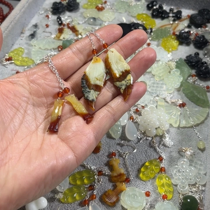 岫玉耳饰未镶嵌耳饰