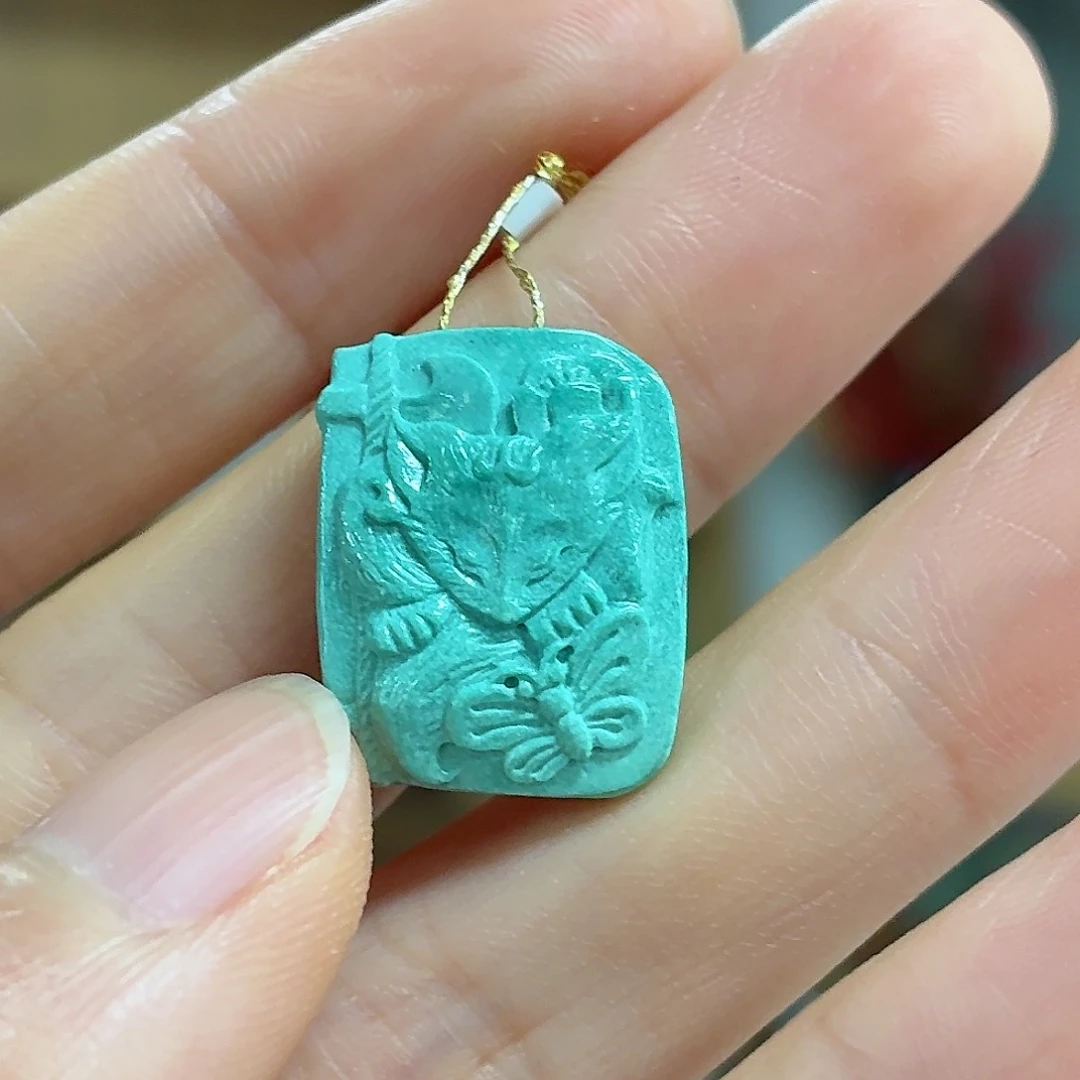 未镶嵌绿松石珠宝奇石